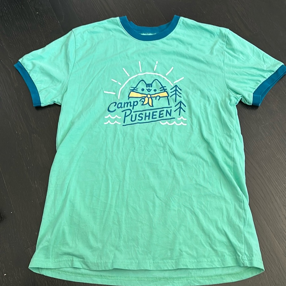 Camp Pusheen T-shirt